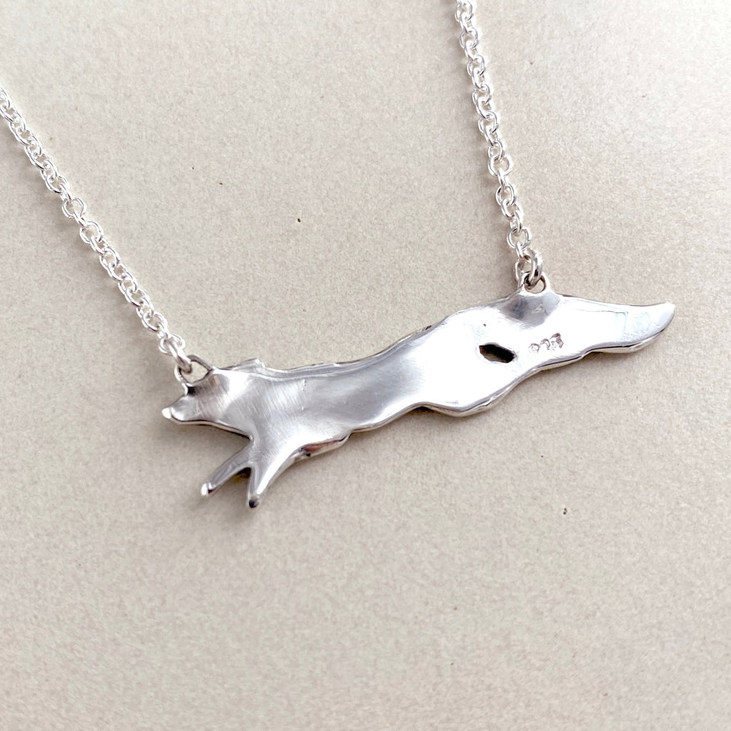 Running Wolf pendant | Silver - Folklorika