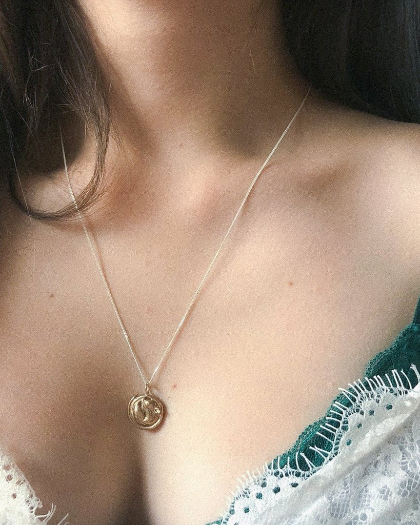 Sleeping Mouse pendant | Bronze - Folklorika